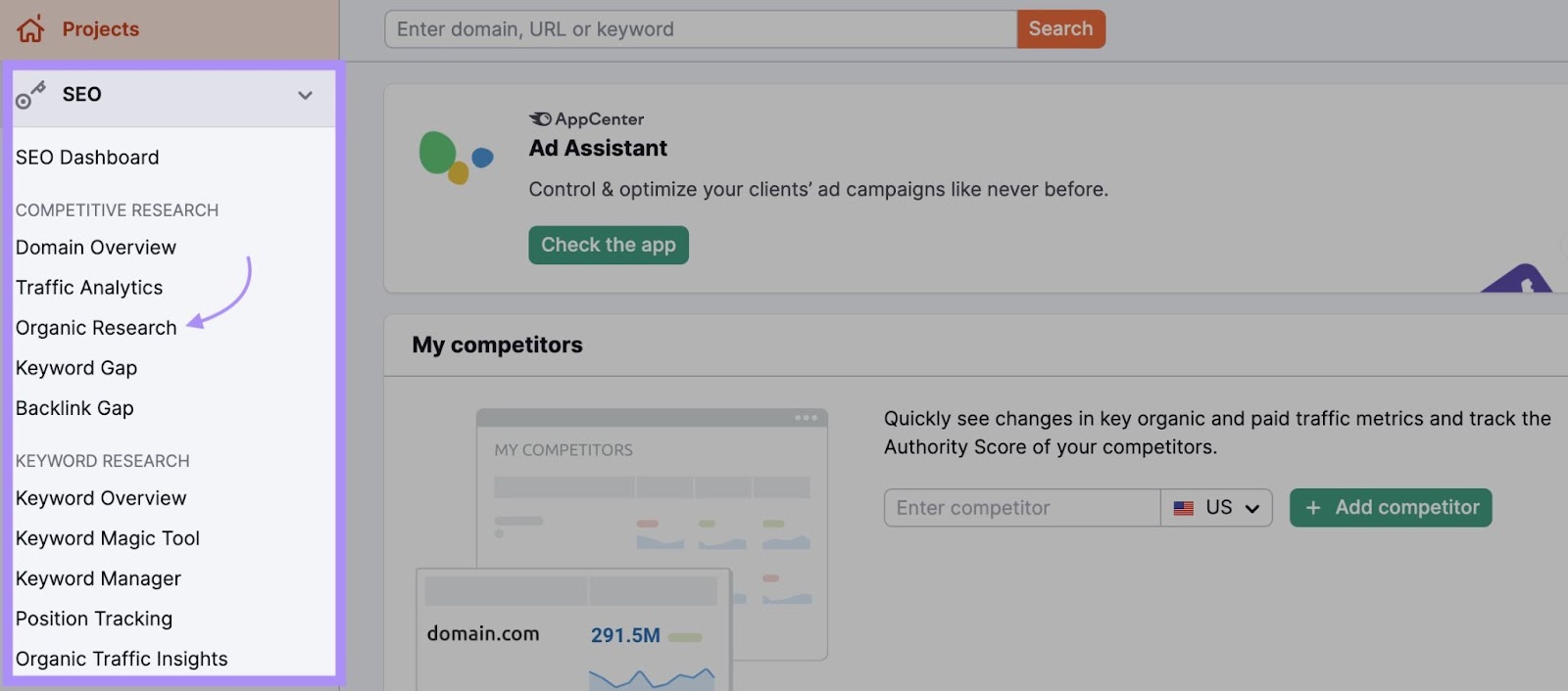 Navegando a la herramienta de Investigación Orgánica en la barra lateral de Semrush